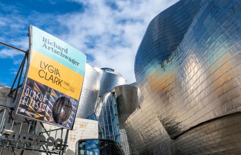 En este momento estás viendo ¡El Museo Guggenheim De Bilbao Ayuda A Purificar El Aire!